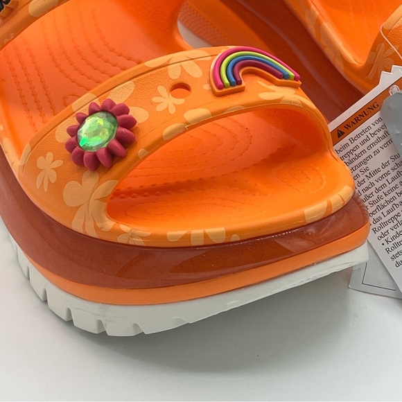 Disney Parks 2024 Lizzie McGuire Crocs Orange Mega Crush Sandals M8/W10 NWT - Picture 4 of 15